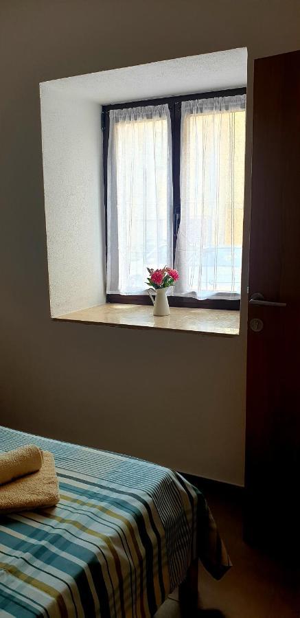 Apartments And Room Vela Senj  Exterior foto
